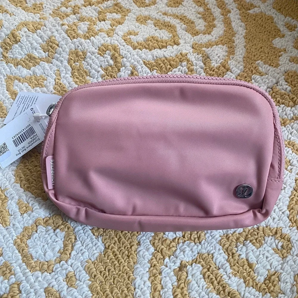 Lululemon Everywhere Belt Bag in Pink Pastel NWT